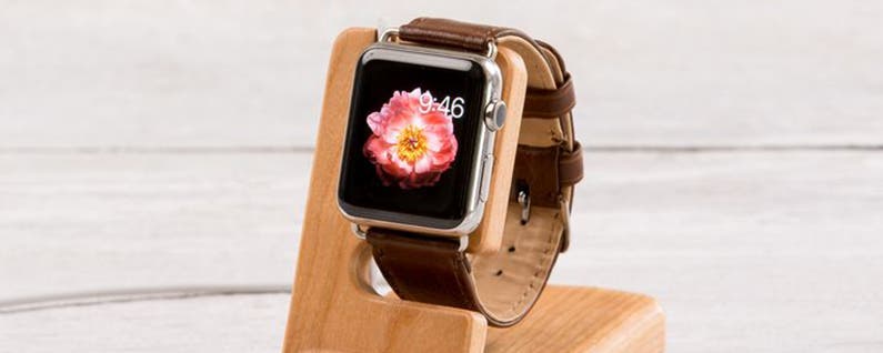 Review: Apple Watch Stand and Carrying Case from Pad and Quill